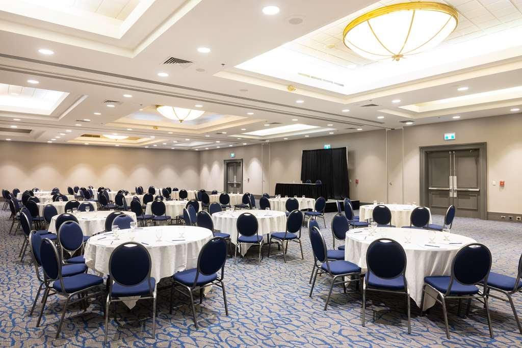 Doubletree By Hilton Calgary North Hotel Facilities photo