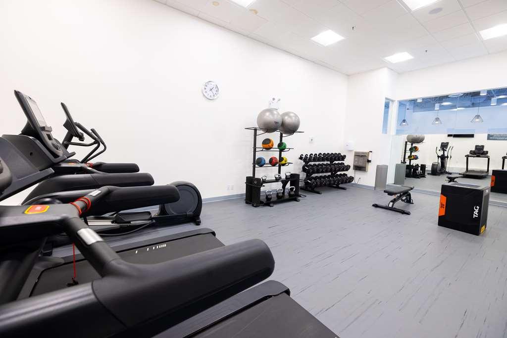 Doubletree By Hilton Calgary North Hotel Facilities photo